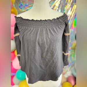 American Eagle Women’s Medium Off Shoulder‎ Embroidered Boho Top Gray